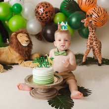 Load image into Gallery viewer, Lion One Year Old Felt Crown Jungle Safari Party Hat Gold Lace Wild One Lion Crown Kids Boys Happy 1st Birthday Party Decor
